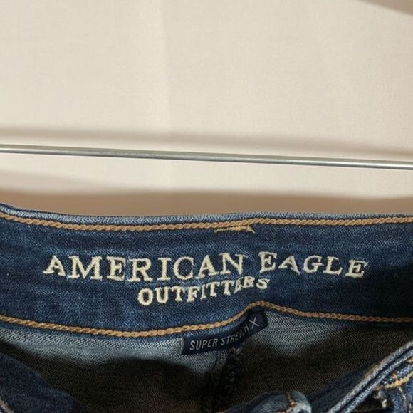 American Eagle Dark Wash Distressed High Rise Jeggings - Picture 14 of 16
